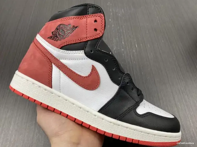 Air Jordan Retro High 'Track Red' 1 OG 555088-112 0425